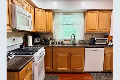 19 Flower Lane, Valley Cottage, NY 10989 - Photo 25