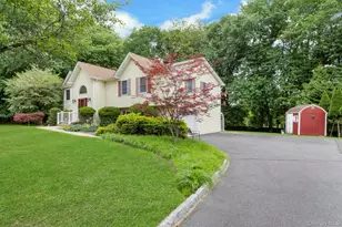 19 Flower Ln, Valley Cottage, NY 10989 - Photo 35