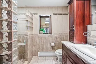 17 Brook Pl, East Islip, NY 11730 - Photo 19