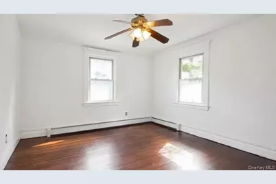 222 Lorraine Avenue, Mount Vernon, NY 10552 - Photo 9