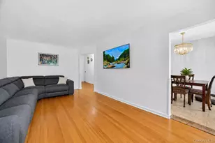 60-37 69th Pl, Maspeth, NY 11378 - Photo 15