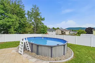 37 Guernsey Dr, New Windsor, NY 12553 - Photo 35