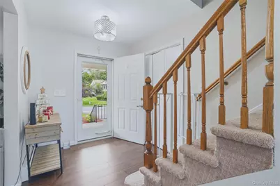 37 Guernsey Drive, New Windsor, NY 12553 - Photo 5
