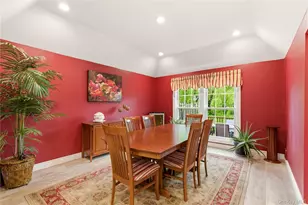 44 Hidden Ridge Dr, Syosset, NY 11791 - Photo 9