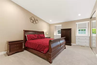 44 Hidden Ridge Drive, Syosset, NY 11791 - Photo 11