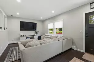 12 Westbrook Ln, Smithtown, NY 11787 - Photo 9