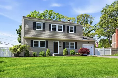 12 Westbrook Lane, Smithtown, NY 11787 - Photo 7