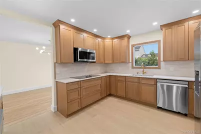 31 Cail Drive, East Rockaway, NY 11518 - Photo 9