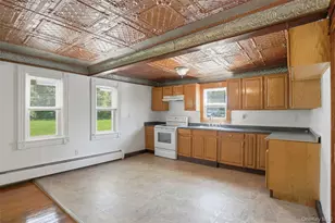 708 Burlingham Rd, Pine Bush, NY 12566 - Photo 17