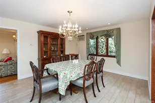 114 Hilldale Rd, Albertson, NY 11507 - Photo 9