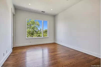 422 E Boston Post Road #PH 401, Mamaroneck, NY 10543 - Photo 21