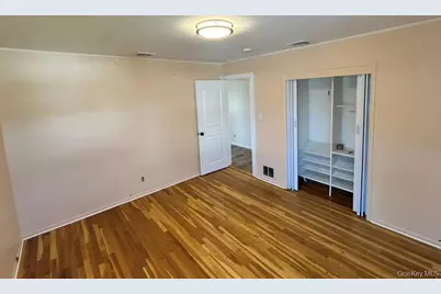 67 Emerson Avenue, Levittown, NY 11756 - Photo 7