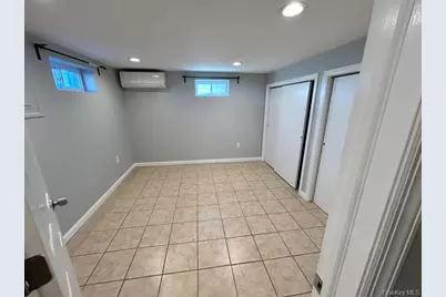 67 Emerson Avenue, Levittown, NY 11756 - Photo 15