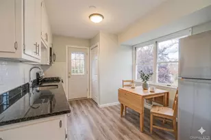 29 Ripley Dr, Northport, NY 11768 - Photo 3