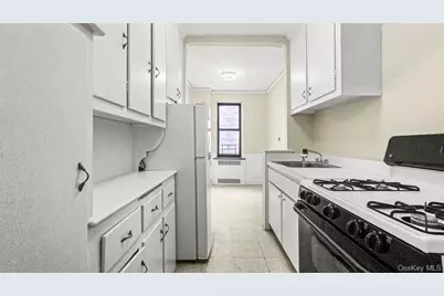 860 Grand Concourse #7M, Bronx, NY 10451 - Photo 9
