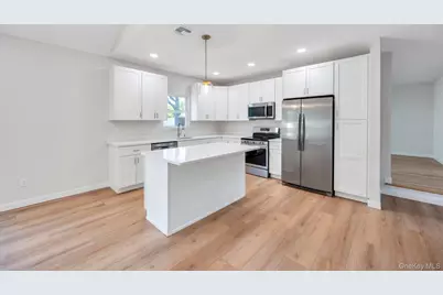 413 Bicycle Path, Port Jefferson Station, NY 11776 - Photo 15