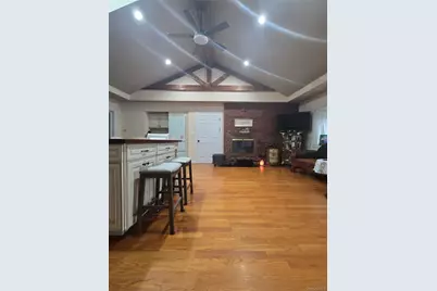 224 Ohio Street, Hicksville, NY 11801 - Photo 5