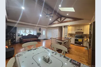 224 Ohio Street, Hicksville, NY 11801 - Photo 3
