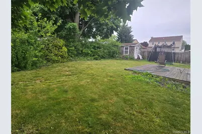 224 Ohio Street, Hicksville, NY 11801 - Photo 9
