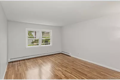 22 Wood Street, Lynbrook, NY 11563 - Photo 13