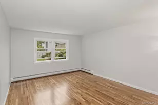 22 Wood St, Lynbrook, NY 11563 - Photo 13