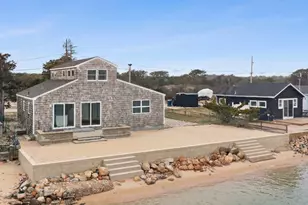 154 Shore Dr E, Amagansett, NY 11930 - Photo 3