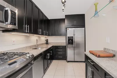 1155 Warburton Avenue #3PR, Yonkers, NY 10701 - Photo 7