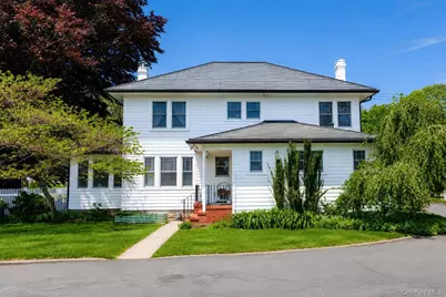 119 Hubbard Avenue, Riverhead, NY 11901 - Photo 11