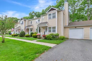 17 Stone Commons, Yaphank, NY 11980 - Photo 7