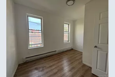 2263 Ryer Avenue, Bronx, NY 10457 - Photo 11