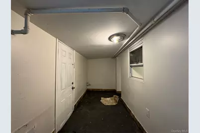 2263 Ryer Avenue, Bronx, NY 10457 - Photo 35