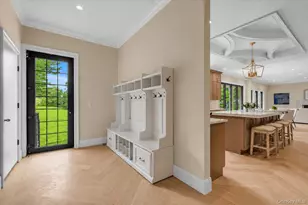 26 Bacon Rd, Old Westbury, NY 11568 - Photo 21