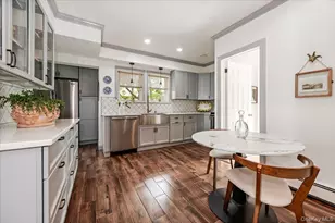 11 Demott Ave, Rockville Centre, NY 11570 - Photo 7