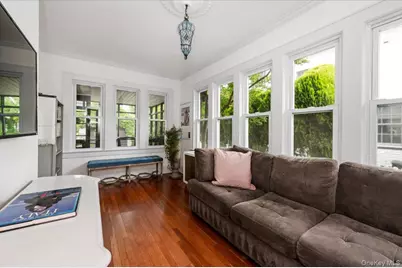 11 Demott Avenue, Rockville Centre, NY 11570 - Photo 13