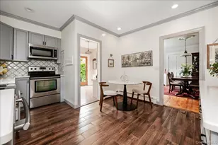 11 Demott Ave, Rockville Centre, NY 11570 - Photo 9