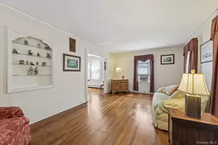 207 N Forest Ave, Rockville Centre, NY 11570 - Photo 5