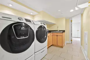 214-05 53rd Ave, Bayside, NY 11364 - Photo 37