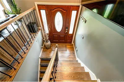 1603 Lad Avenue, Medford, NY 11763 - Photo 9