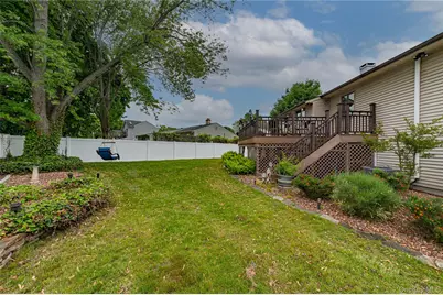 1603 Lad Avenue, Medford, NY 11763 - Photo 27