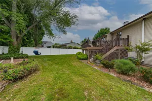 1603 Lad Ave, Medford, NY 11763 - Photo 27
