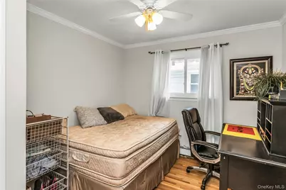 94 Union Place, Lynbrook, NY 11563 - Photo 11