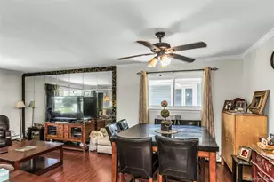 94 Union Pl, Lynbrook, NY 11563 - Photo 7