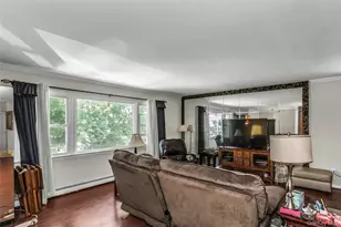 94 Union Pl, Lynbrook, NY 11563 - Photo 5