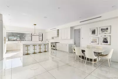 1990 Bay Boulevard, Atlantic Beach, NY 11509 - Photo 5