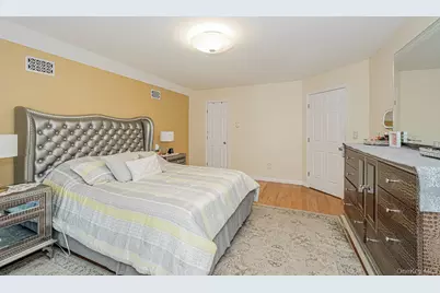 34 Putters Ct, New York, NY 10301 - Photo 27