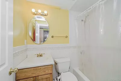 34 Putters Ct, New York, NY 10301 - Photo 21