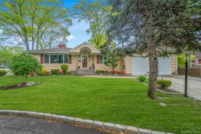 190 Lake Drive, Copiague, NY 11726 - Photo 1