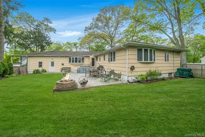 190 Lake Drive, Copiague, NY 11726 - Photo 3