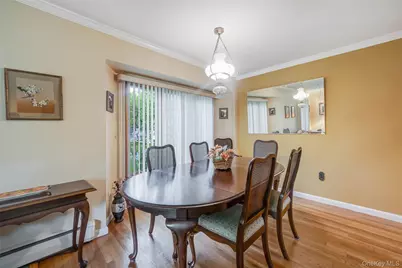 190 Lake Drive, Copiague, NY 11726 - Photo 11