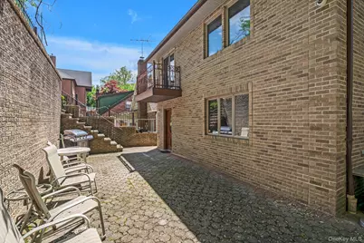18042 Aberdeen Road, Jamaica, NY 11432 - Photo 21